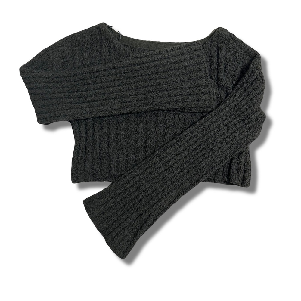 URBAN OUTFITTERS cropped sweater